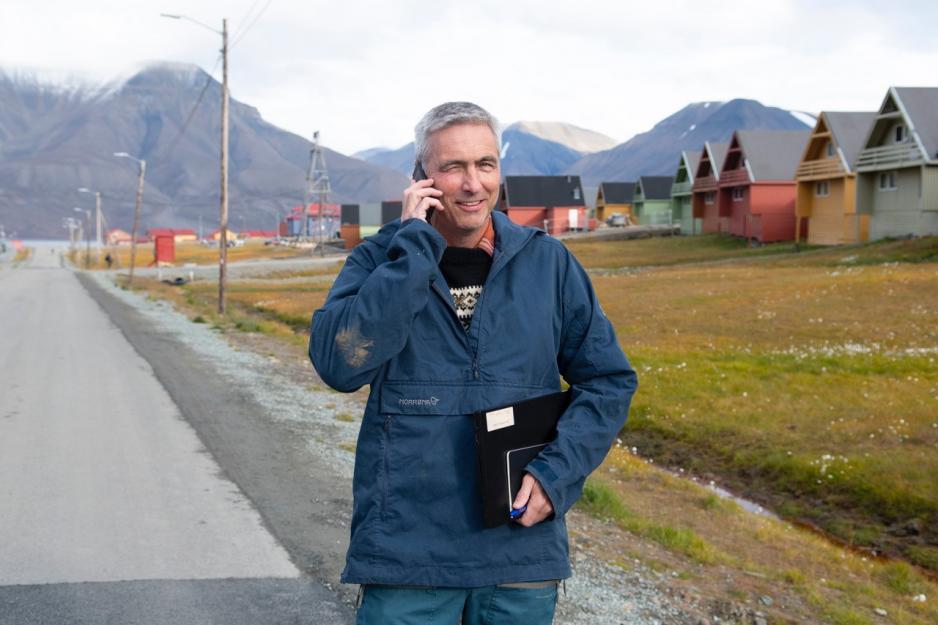 Store Norske Takes Over Hurtigruten Group's Real Estate in Svalbard